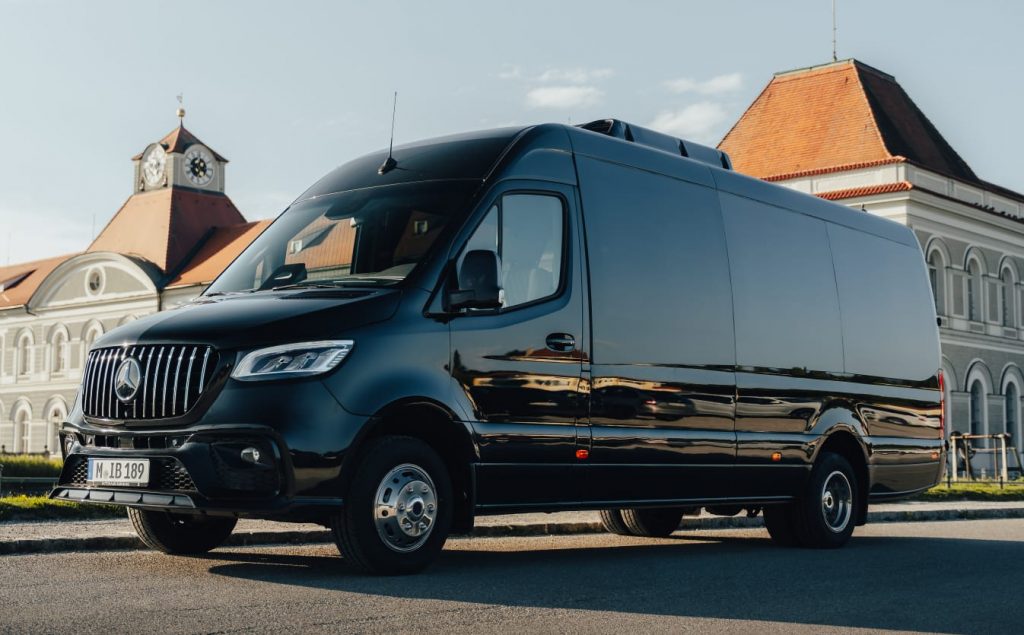 sprinter 20 pax e1772707196596 1024x635 - Автопарк