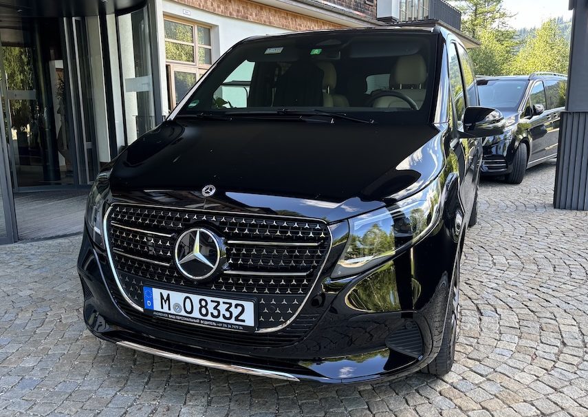 Mercedes Fleet mb v class andreiver e1772539868978 - Mercedes Fleet